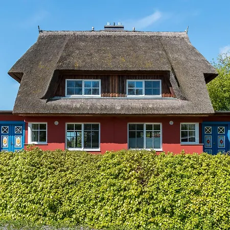 An Den Boddenwiesen 02 *